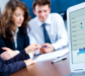 سیستم پیشنهادی ارزیابی کیفیت خدمات سیستم های اطلاعاتی